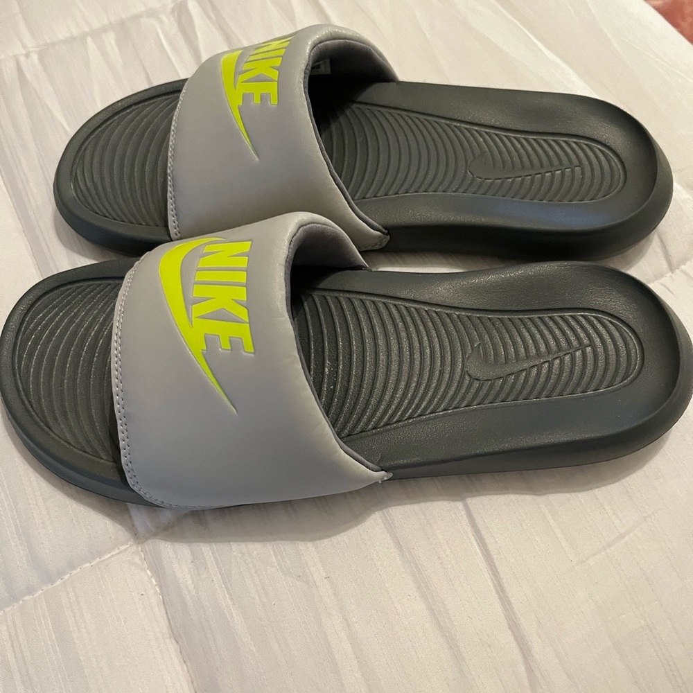 Nike ladies slip ons
